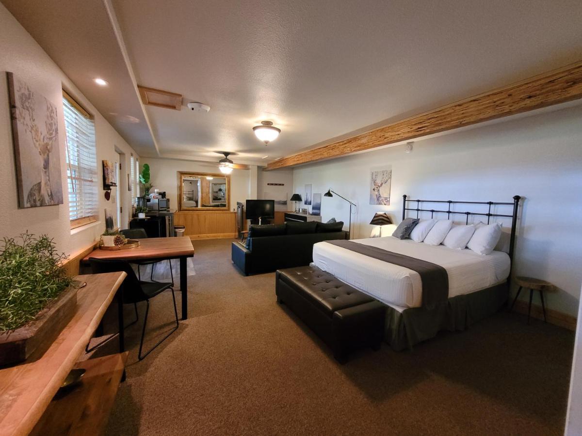Carriage House Inn Downieville Exterior photo