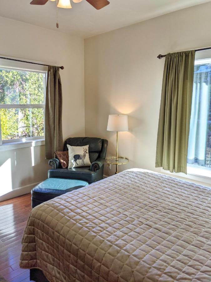 Carriage House Inn Downieville Exterior photo