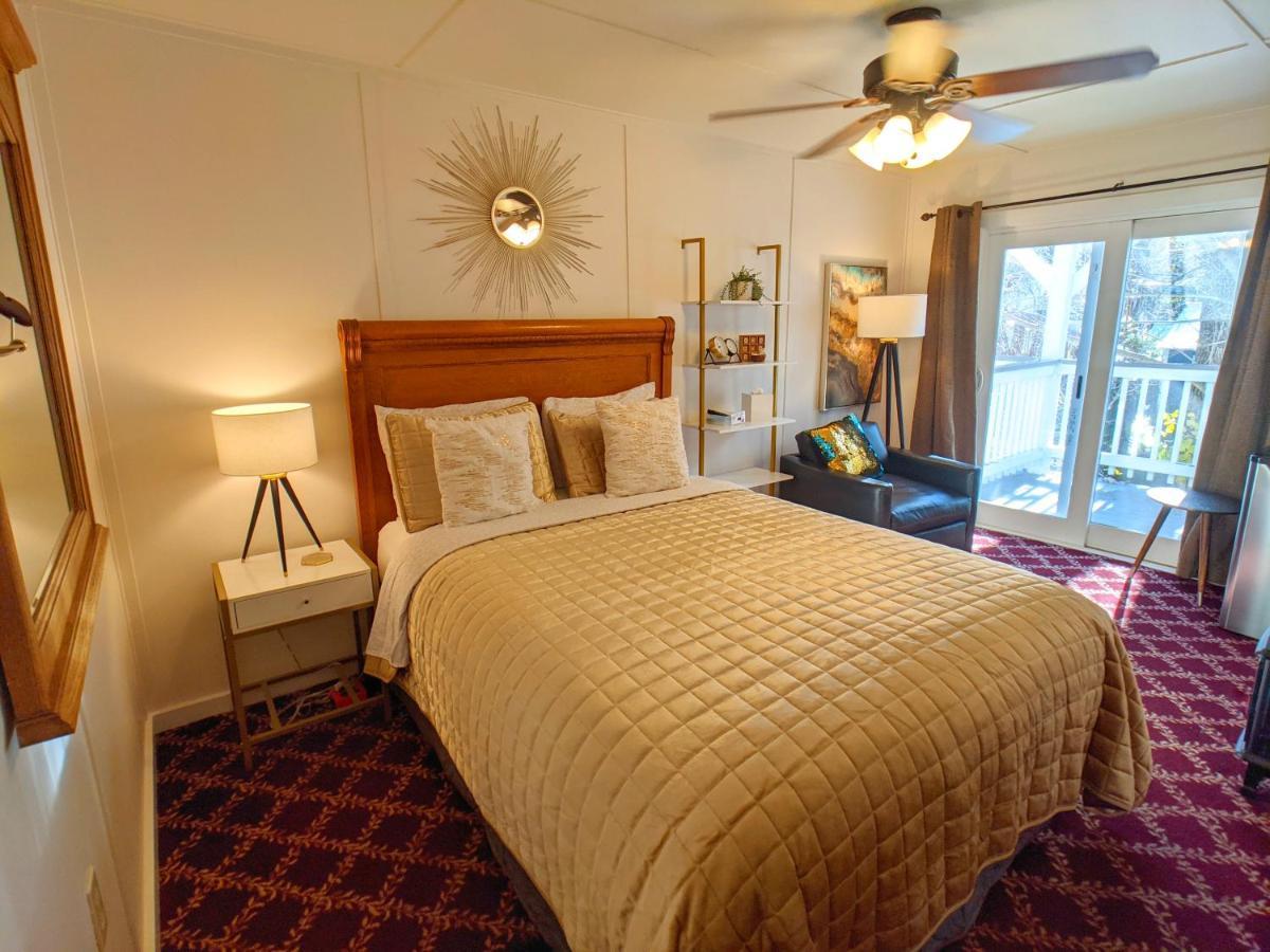Carriage House Inn Downieville Exterior photo