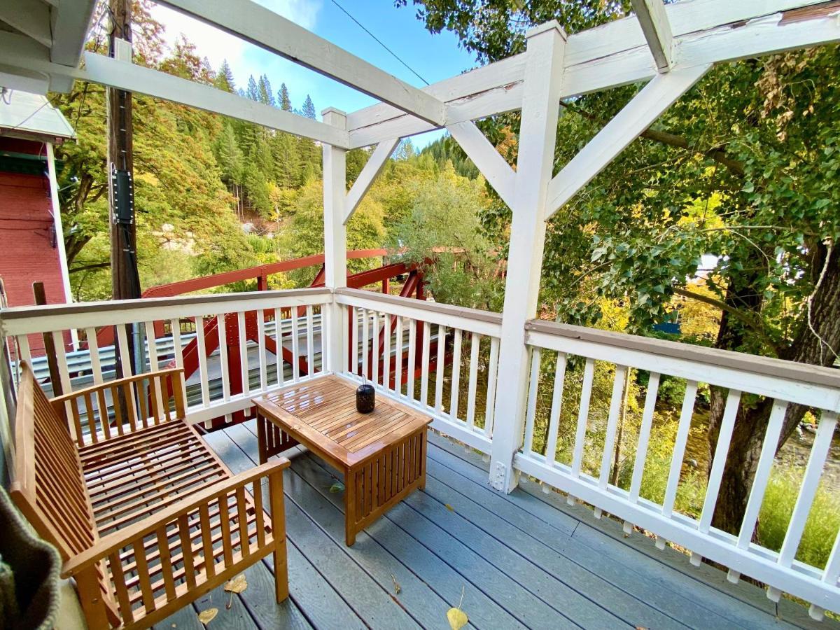 Carriage House Inn Downieville Exterior photo
